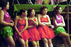 [dancers pic]
